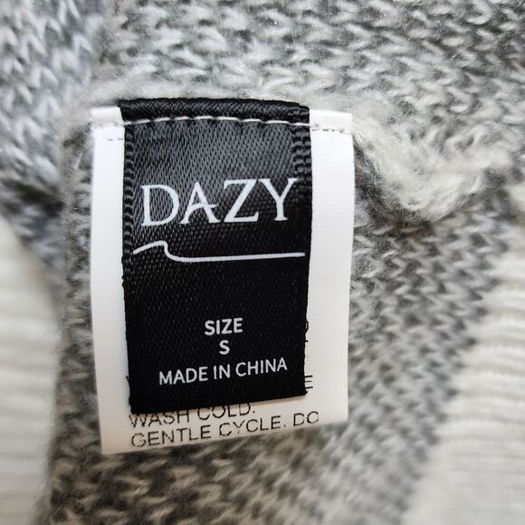 Dazy Sweater Womens S Gray Cream Mohair Blend Fluffy Knit Cardigan Button Boho - Picture 7 of 9